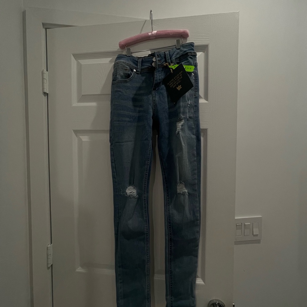 Jeans - Picture 4 of 4